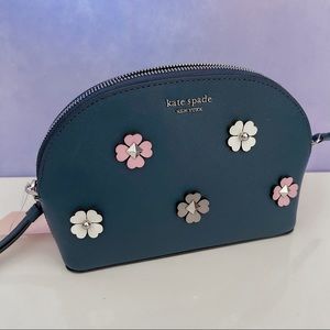 NWT Kate Spade Cameron Spade Flower Appliqué Medium Dome Cosmetic Case